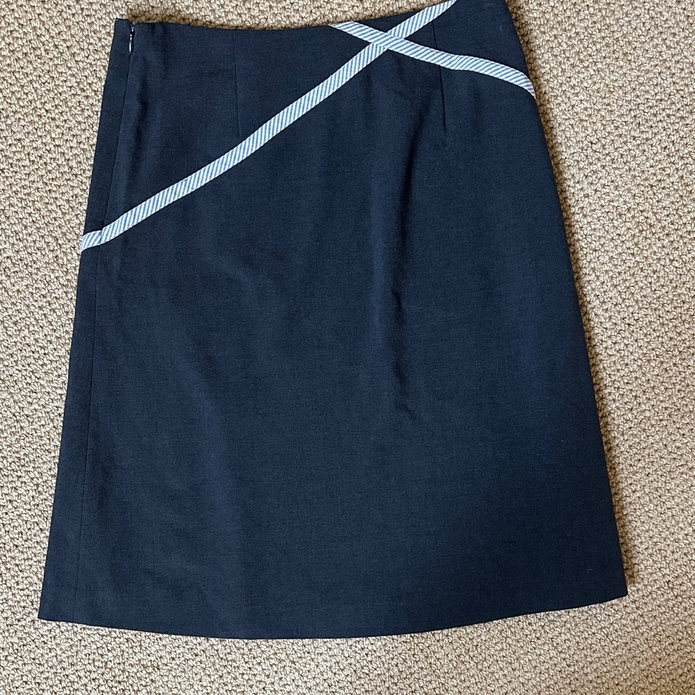 New Preppy Elevenses Dark Grey A-Line Skirt with Blue Searsucker Accents - Picture 4 of 5